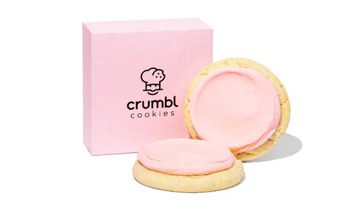 crumbl free birthday cookie
